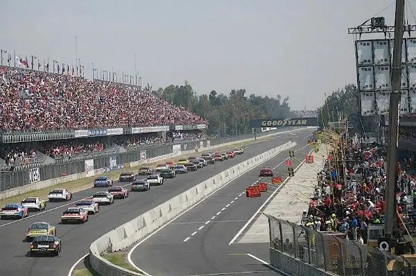 Celebrarán 50 años del primer GP de México