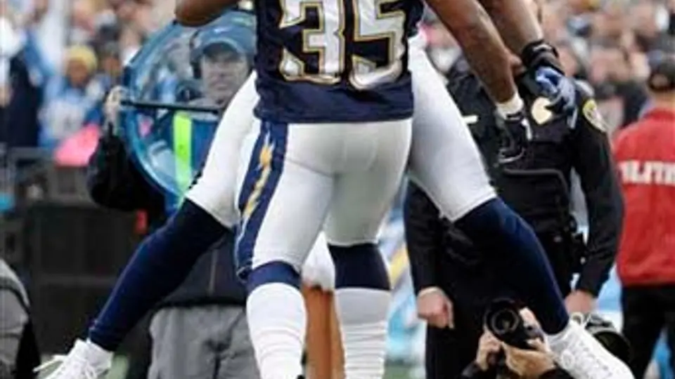 Buffalo se despide de los playoffs al caer 10-37 ante Cargadores