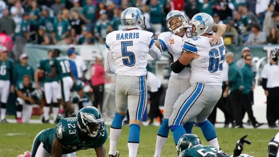 Detroit remonta y vence a Filadelfia en tiempo extra