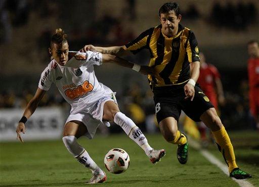 El equipo brasileño se impuso sobre el Peñarol de Uruguay. FOTO: AP