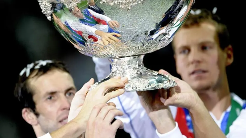 Stepanek vence a Almagro y la República Checa gana la Copa Davis