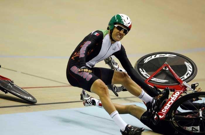 Edibaldo Maldonado fue el más perjudicado en la caída. FOTO: MEXSPORT