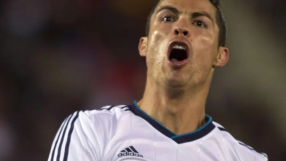 PSG va por CR7 por 100 mde