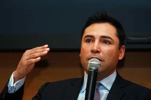 De La Hoya y Reynoso esperan nocaut de Canelo