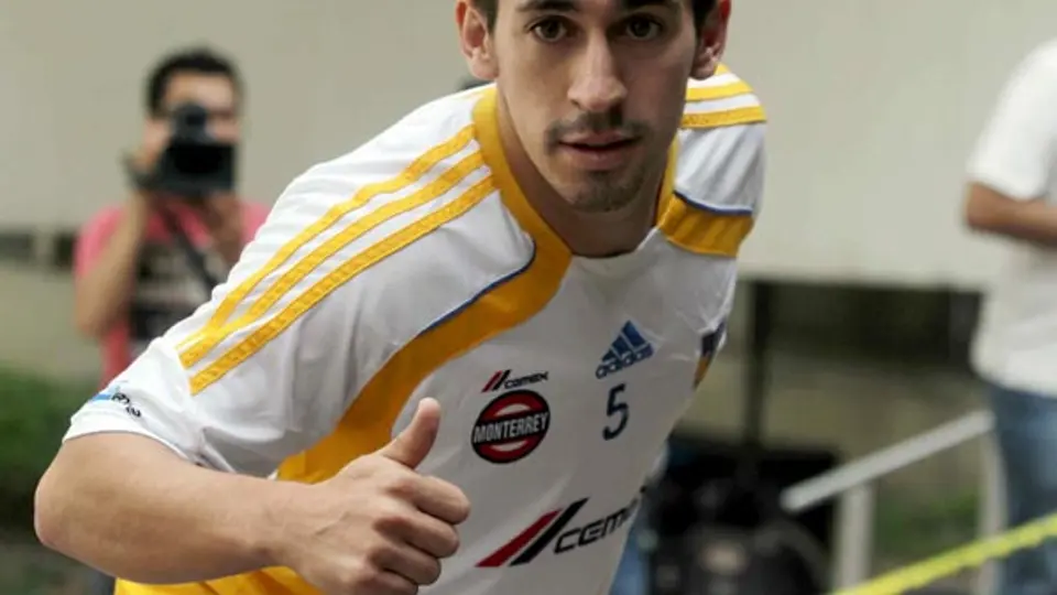 Fernando Navarro deja a Tigres para ir al Pachuca