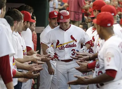 Cuadrangular de Beltrán da Lance Lynn su 10ma. victoria con Cardenales