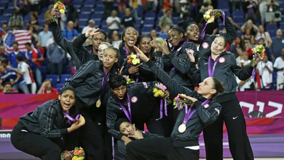 Estados Unidos 5 veces campeón del basquetbol femenil