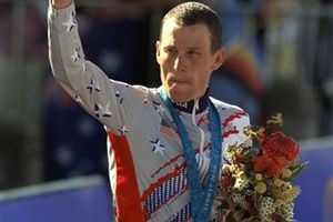 Armstrong, cerca de perder su medalla olímpica
