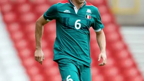 Herrera es baja para enfrentar a Suiza
