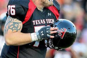 Ex jugadores de NFL prueban suerte en WWE