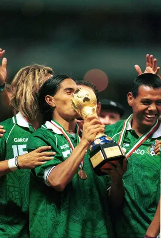 México derrotó 4-3 a Brasil y se adjudicó la Copa Confederaciones | MEXSPORT