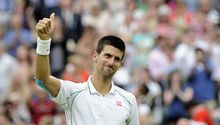 Djokovic vence a Troicki y avanza en Wimbledon