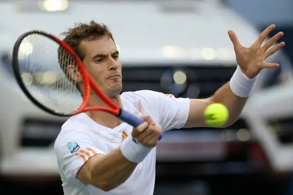 Federer, Murray y Djokovic avanzan a semifinales en Shanghai