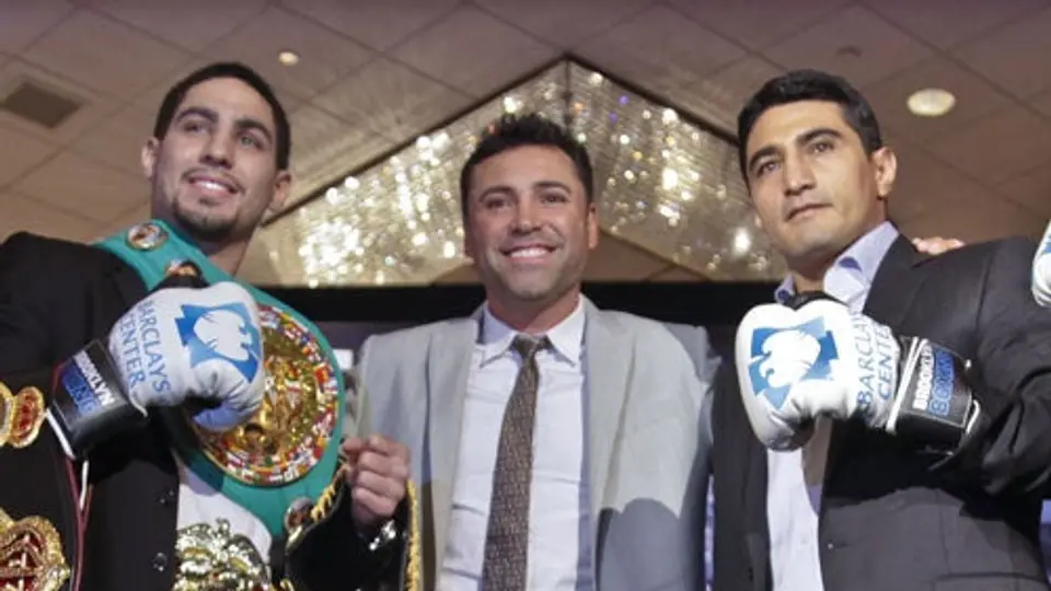 Modelo pierde demanda contra Óscar de la Hoya