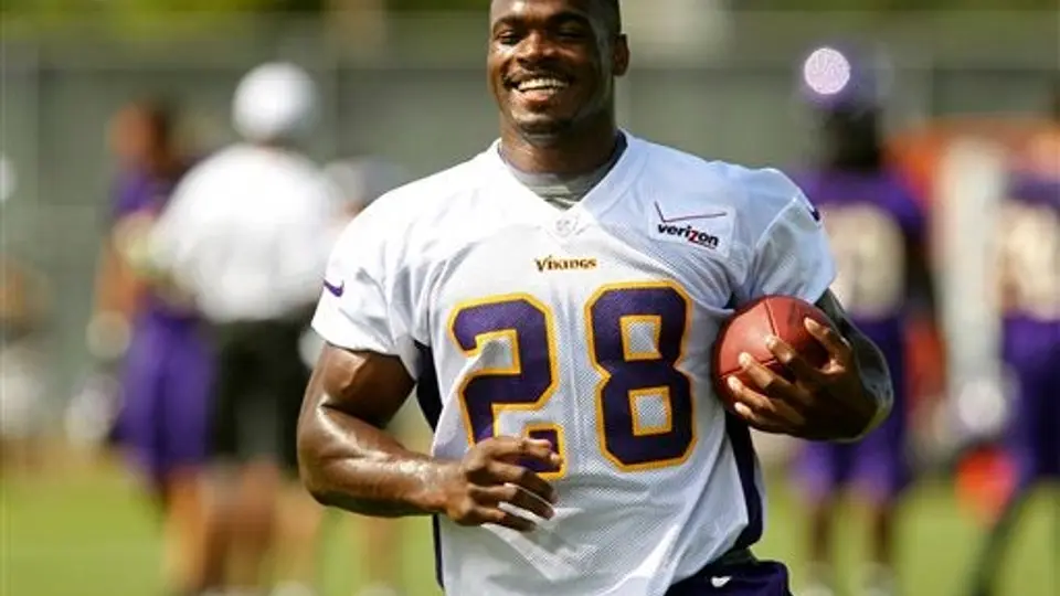 Adrian Peterson, listo para jugar contra Jacksonville