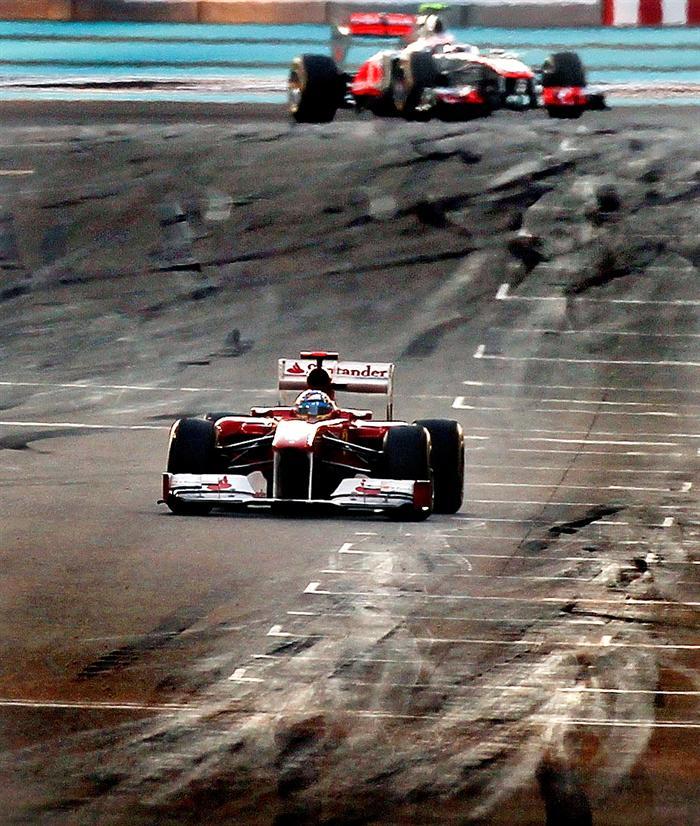 Fernando Alonso se coloca en el segundo puesto. FOTO: EFE