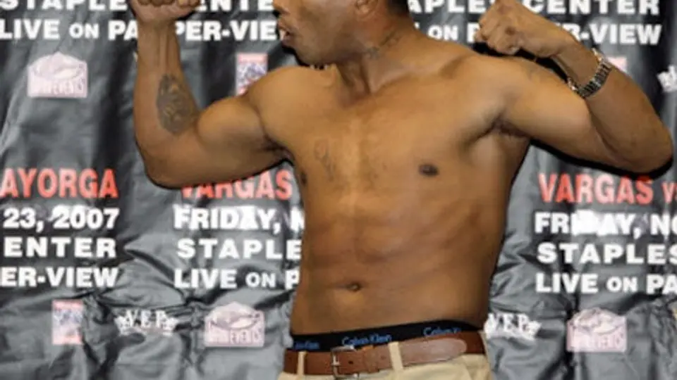 Ricardo Mayorga reta a Canelo' Álvarez