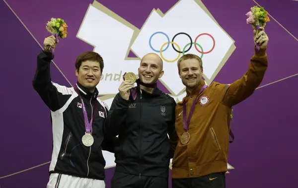 Italiano Campriani, Oro en rifle de tres posiciones