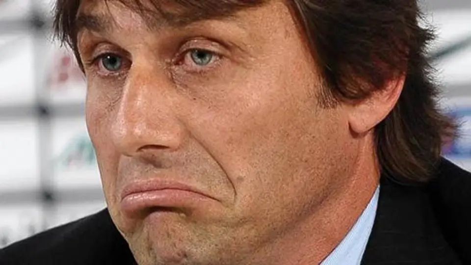 Tribunal italiano confirma inhabilitación del DT de la Juve