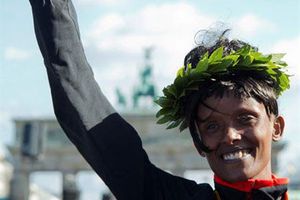 Kenia apabulla en el Maratón de Berlín