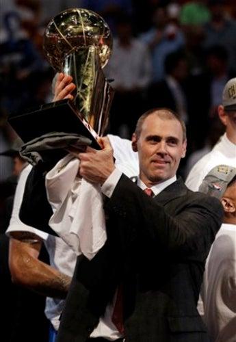 Rick Carlisle guió a Dallas a su primer anillo de Campeón (FOTO: AP)