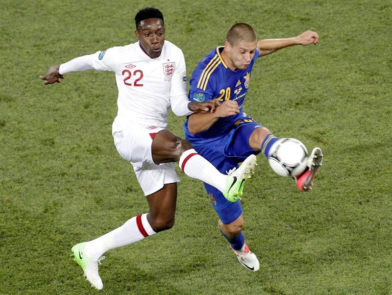 Danny Welbeck estuvo muy marcado por la zaga defensiva ucraniana l EFE
