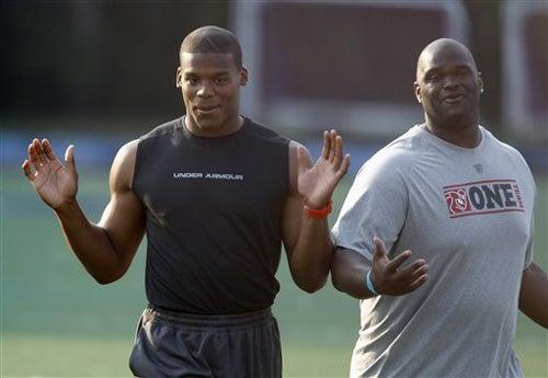 Cam Newton con las Panteras también se prepara (FOTO: AP)