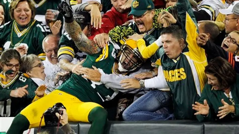 Green Bay endereza el camino al derrotar a Chicago