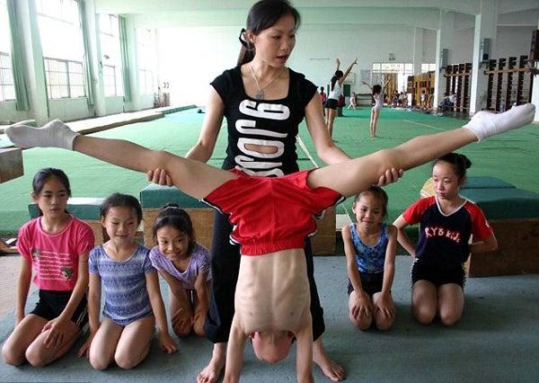 China comienza a entrenar a su deportistas a temprana edad | DAYLI MAIL