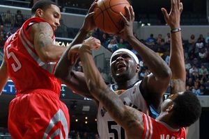 Grizzlies vencen 113-93 a Rockets