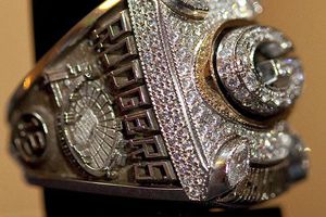 Decomisan anillo de SB XLV a narcotraficantes