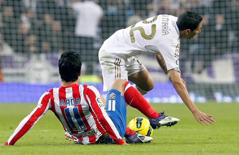 El primer tiempo fue muy intenso. FOTO: EFE