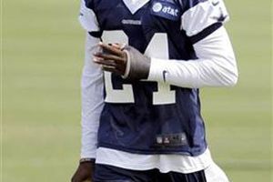 Claiborne firma con los Vaqueros