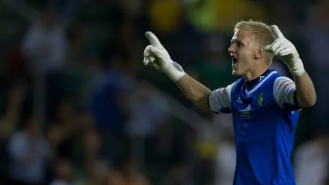 William Yarbrough, feliz con su debut en el León