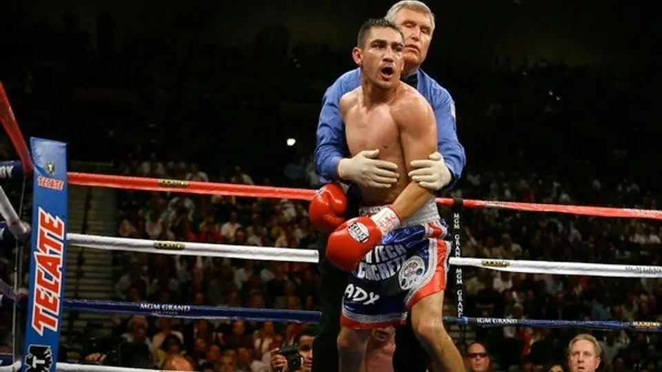 'Zorrita' Soto pierde en 5 rounds ante Lucas Matthysse