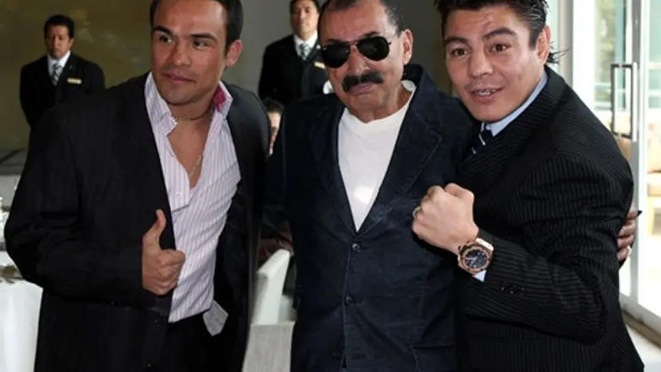 'Dinamita' Marquez y 'Travieso' Arce por títulos mundiales a fin de año