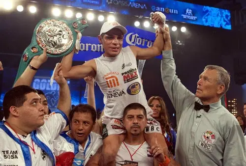Expondrá Edgar Sosa su cinturón Mosca Plata CMB