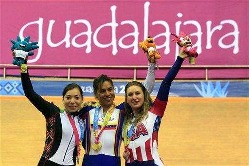 Graxiola celebra la plata. FOTO: AP