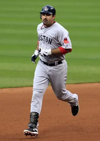 Dodgers reclaman a Adrián González