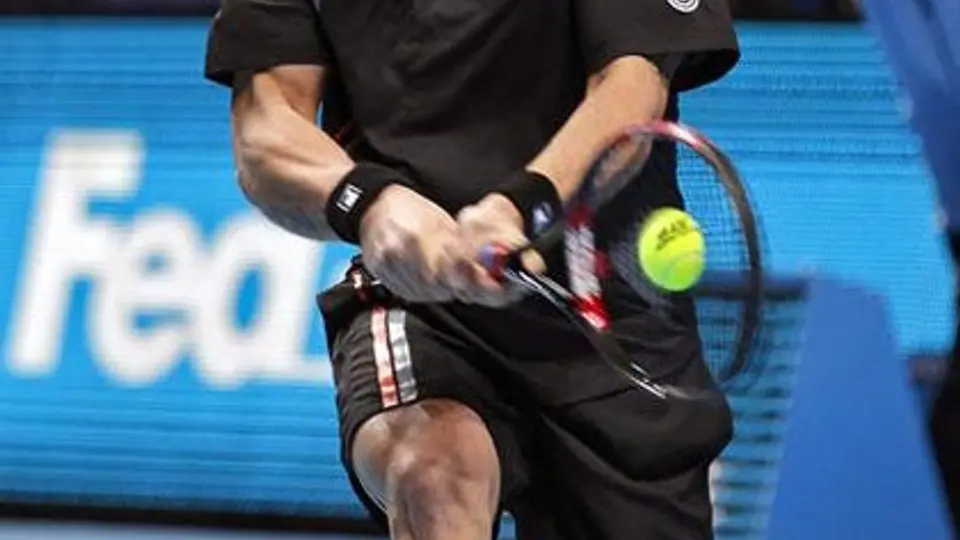 Djokovic cae ante Tipsarevic y complica su pase
