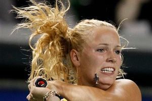 Wozniacki está a un juego de arrebatarle a Serena el trono de la WTA