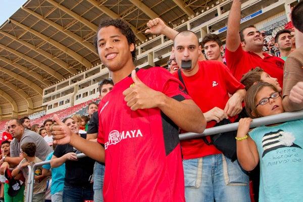 Gio fue presentado ante cientos de aficionados | FACEBOOK MALLORCA