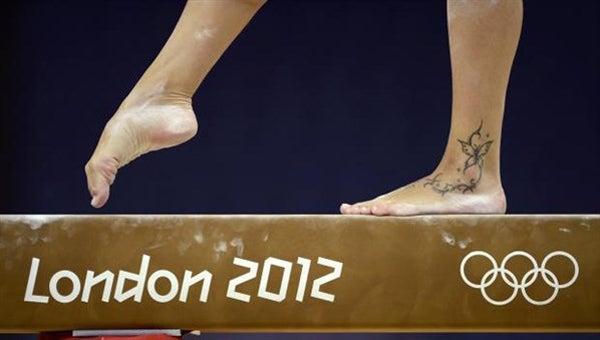 Tatuaje en el tobillo de la gimnasta Vanessa Ferrari | AGENCIAS