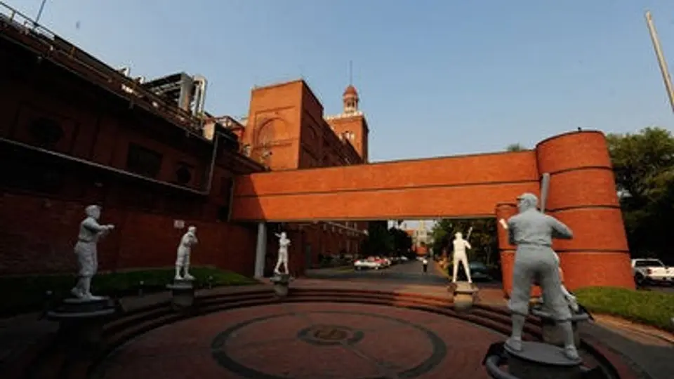 LMB declara nula la elección de los nuevos inmortales