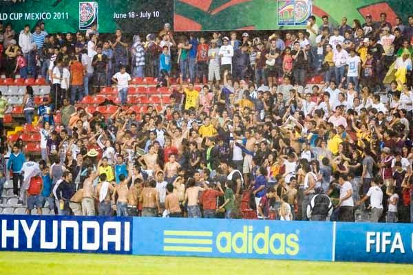 Con un gol de Cevallos, los ecuatorianos disfrutaron mentenerse con vida en el Mundial Sub-17. FOTO: HÉCTOR CARVAJAL