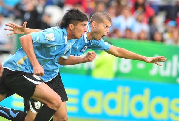 El gol de último minuto de Leonardo Pais deja fuera a Ruanda. FOTO: MIGUEL PONTÓN