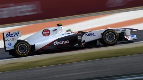 Checo termina la P2 en decimotercer lugar