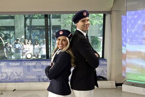 Molesta a Congreso de EU fabricación china de Uniformes