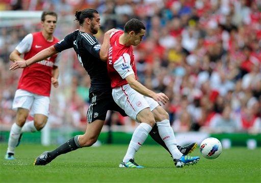 El encuentro por lapsos fue parejo. FOTO: AP
