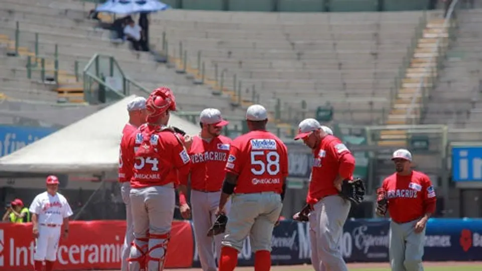 LMB suspende a manager de Veracruz por toda la temporada